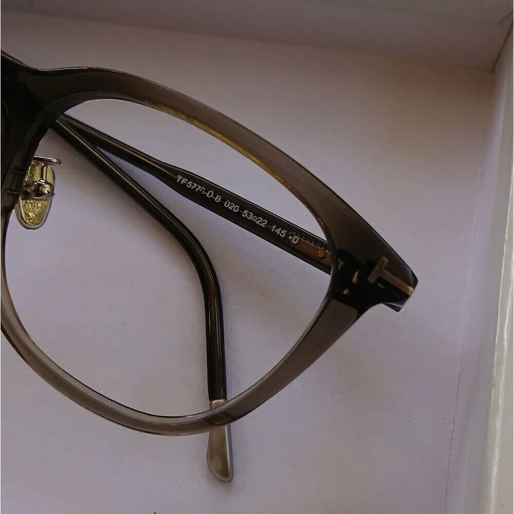 Tom Ford TF5776-D-B 020 53 22 145 0 - Gray frame